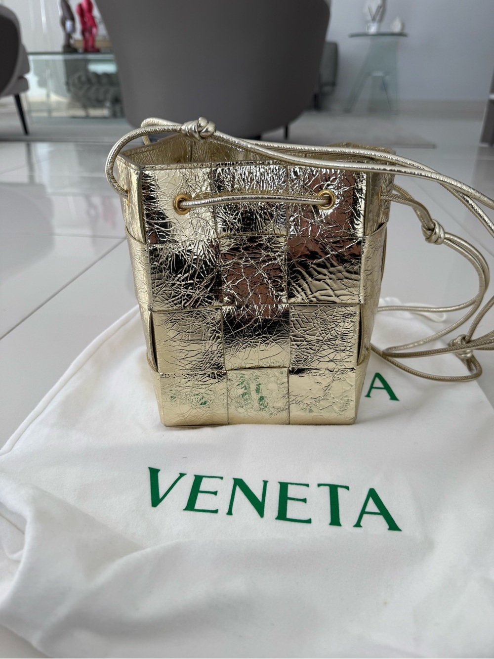 Bottega Veneta - Cassette Small leather bucket-bag